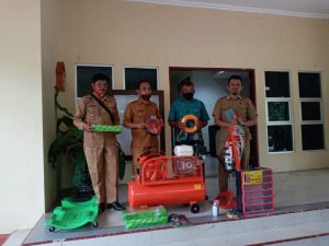 Desa Puncak Mandiri Terima Bantuan Perbengkelan