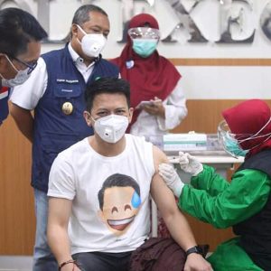 Usai Divaksinasi Corona, Ariel NOAH Ceritakan Efek yang Dirasakan