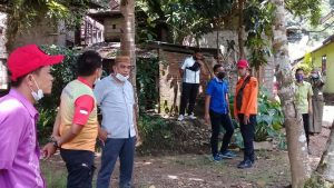 BPBD Kabgor Bergerak Cepat Cari Solusi Soal Rumah Warga Desa Buhu yang Nyaris Roboh Akibat Tergerus Aliran Sungai
