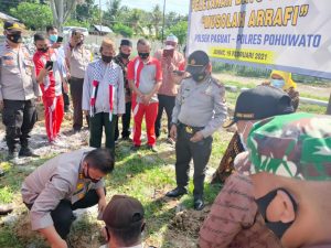 Peduli Agama, di Akhir Jabatannya Kapolsek Paguat AKP Drs. Buisang Janis Membangun Mushola di Kompleks Polsek