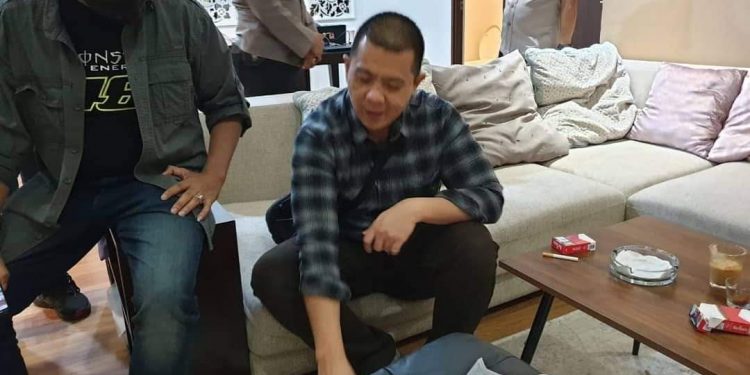 Buron Sejak 2014, Tersangka kasus Korupsi Berhasil di amankan Tim Tabur Kejaksan Agung bersama Tim Tabur kejaksaan Tinggi Maluku