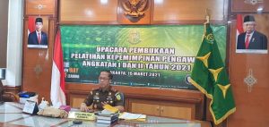 KEPALA BADAN PENDIDIKAN DAN PELATIHAN KEJAKSAAN REPUBLIK INDONESIA MEMBUKA PELATIHAN KEPEMIMPINAN PENGAWAS GELOMBANG (1 )