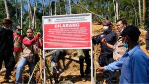 KLHK Hentikan Tambang Emas Ilegal Dan Menutup 54 lubang Tambang di Hutan Adat Kasepuhan Cibarani