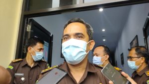 Mantan PLT Sekda Bualemo Diperiksa  Terkait Proyek PJU-TS di BLHK Kab -Bualemo