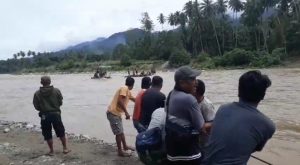 TMMD Ke-112 Kodim 1304 Gorontalo di Desa Tulabolo Hadapi Ujian Berat