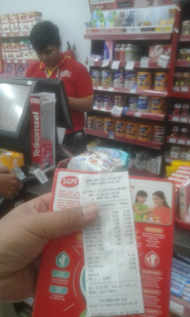 Dianggap Merugikan Konsumen, Pelayanan Alfamart Dikeluhkan