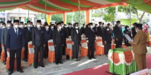 Bupati Gorut Indra Yasin Lantik Anggota BPD se-Kecamatan Sumalata dan Sultim