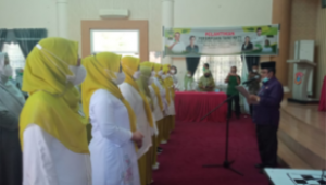 Bupati Indra Yasin Kukuhkan Perempuan Tani HKTI Gorut