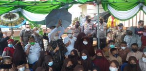 Sukseskan Program Pemerintah, 101 Siswa MTS Al-Khairat Kwandang Laksanakan Vaksinisasi Covid-19