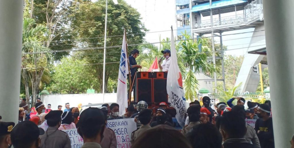 Unras di DPRD Kabgor, FSPMI Minta HRD PT Royal Coconut Dicopot