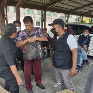 Agus Mulyana Buronan Tindak Pidana Korupsi Berhasil Ditangkap Tim Tangkap Buron(Tabur)Kejaksaan Agung