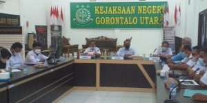 Bupati Indra Yasin Hadiri Kegiatan Evaluasi Progres Pendampingan Bidang Datun di Kejari Gorut