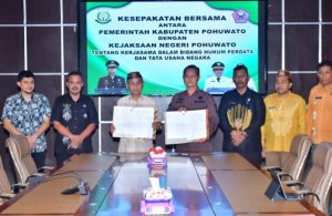 Bupati Saipul Teken MoU Kerja Sama Dengan Kejaksaan Dalam Bidang Hukum Dan Tata Usaha Negara