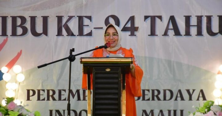 Ketua TP PKK Selvi Monoarfa Dan Tim Penggerak PKK Meriyahkan Hari Ibu ke 94 Tahun
