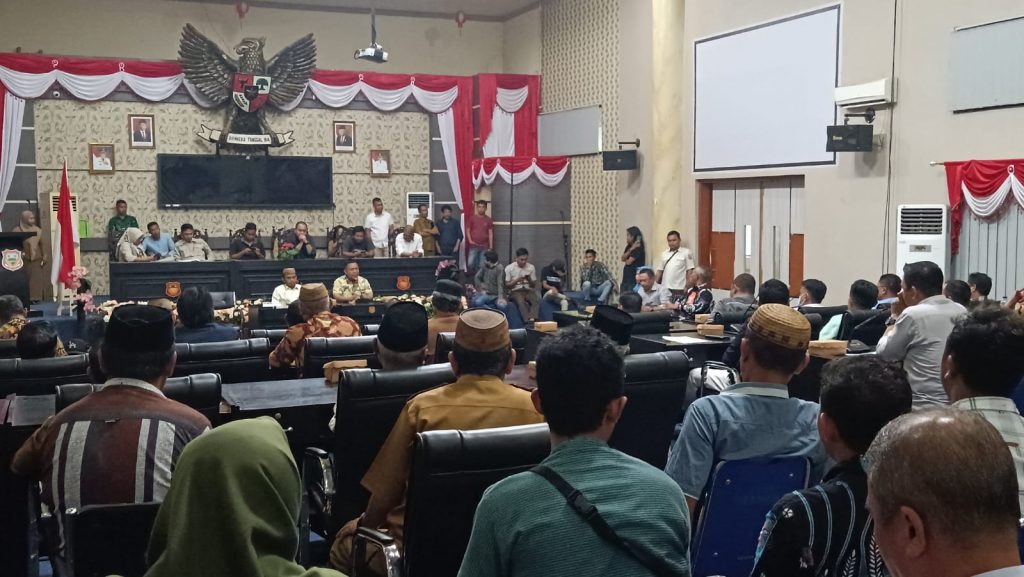 Polemik PT. PG Tolangohula,  DPRD KABGOR diharapkan Keluarkan Rekomendasi Ini