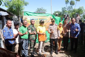 HUT Polda Gorontalo ke-20, Polresta Gorontalo Kota Bedah Rumah Warga Botu