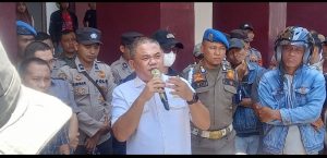 Penambang Demo Pemda dan DPRD soal PETS : Ibu Dan Bapak Kami Siap Mati