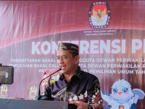 Mantan Bupati 2 Periode Syarif Mbuinga, Resmi Mendaftarkan Diri Sebagai Bakal Calon  Anggota DPD RI