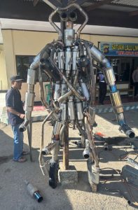 Satlantas Polres Gorontalo Sulap Ratusan Knalpot Brong Jadi Patung Robot