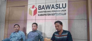 Diduga Langgar Netralitas ASN, Kadinsos Kabupaten Gorontalo dan Isteri Tercinta Diperiksa Bawaslu
