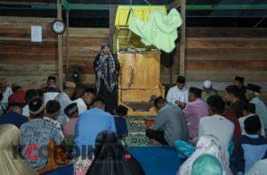 Tim Syafari Yang Dipimpin Wabub Suharsi laksanakan Salat Tarawih di Mesjid Jabal Nur Desa Dambalo