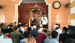 Jelang Akhir Ramadhan Bupati Pohuwato Shalat Jum’at Bersama Masyarakat Buntuliya Utara