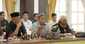 Ketua YLKI Gorontalo Hadiri Rapat Penyelenggaraan Angkutan Barang Khusus di Rudis Gubernur