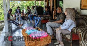 Pasangan Romantis Perkuat Dukungan di Desa Garapia Jelang PSU Pilkada Gorut