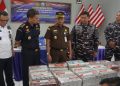 Sinergi Bea Cukai, TNI AL, dan Kejaksaan Kabgor Gagalkan Penyelundupan Rokok Ilegal di Bongomeme