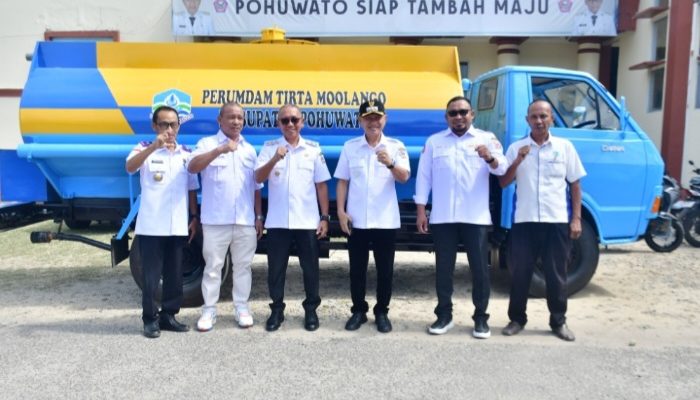 Didukung CSR BSG, Mobil Perumdam Moolango Resmi Siap Layani Kebutuhan Air Bersih Warga Pohuwato