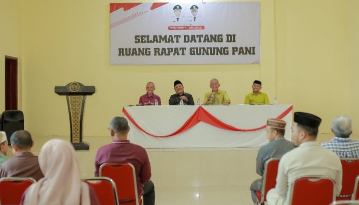 Wabup Iwan S. Adam Pimpin Rapat Penyegaran Takmirul Masjid Agung Baiturrahim Pohuwato