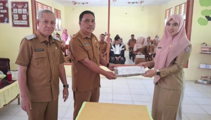 Ismi Kasim Resmi Nahkodai SDN 05 Buntulia, Kadis Arman Tekankan Inovasi dan Kolaborasi