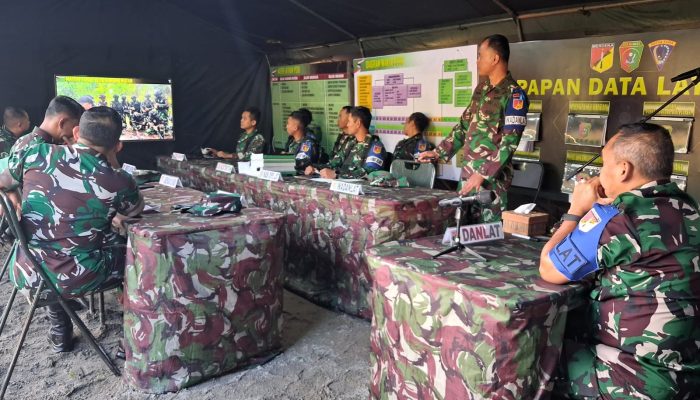 PANGDAM XIII/MERDEKA TINJAU DAERAH LATIHAN YONIF 713/ST DI GORONTALO