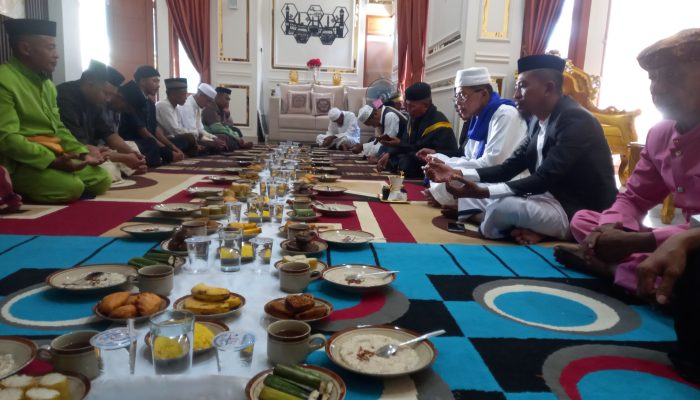 Kades Hutamoputi Iskandar Monoarfa Gelar Doa Lo’lipu, Perkuat Persatuan dan Keselamatan Desa