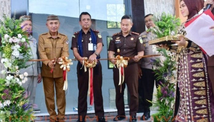 Kajati Gorontalo Resmikan Aula Basrief Arief di Pohuwato, Perkuat Sinergi Penegakan Hukum